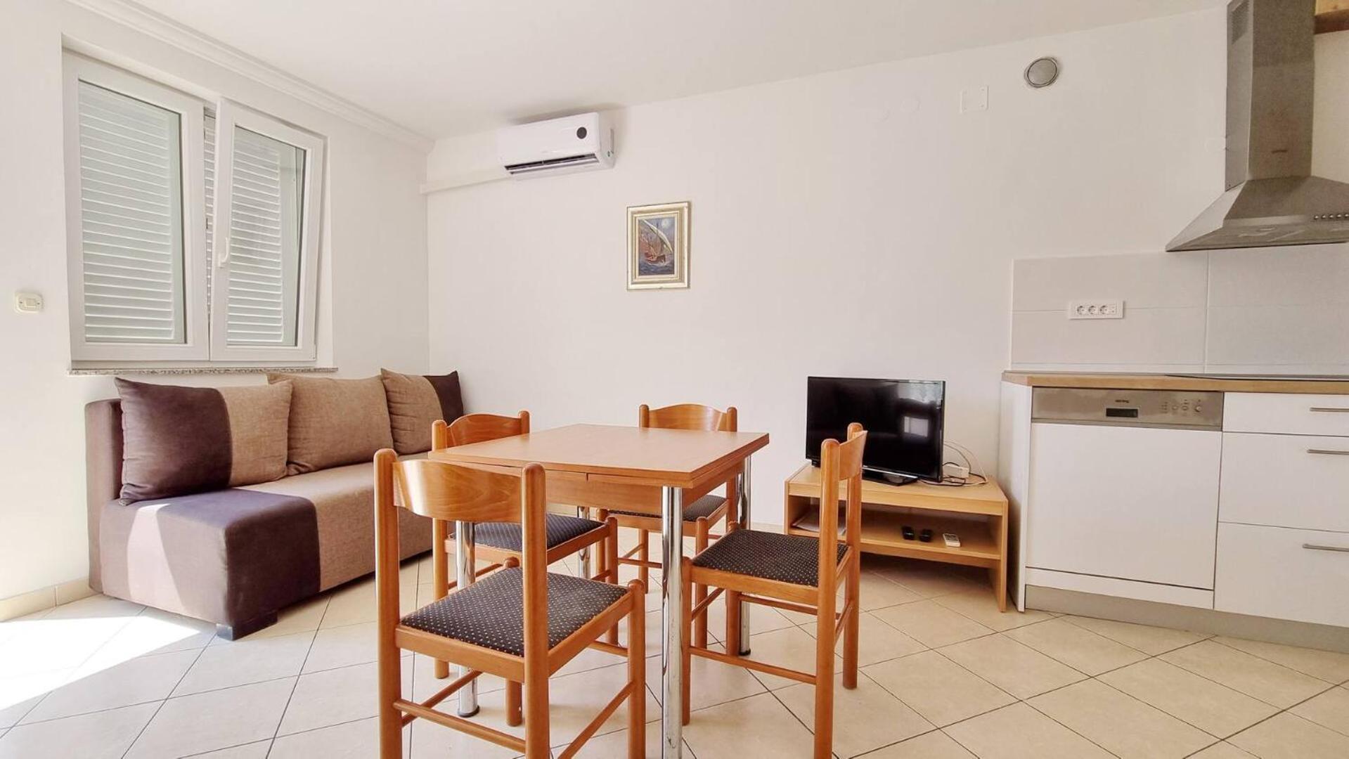 Apartments Lovincic Башка Экстерьер фото